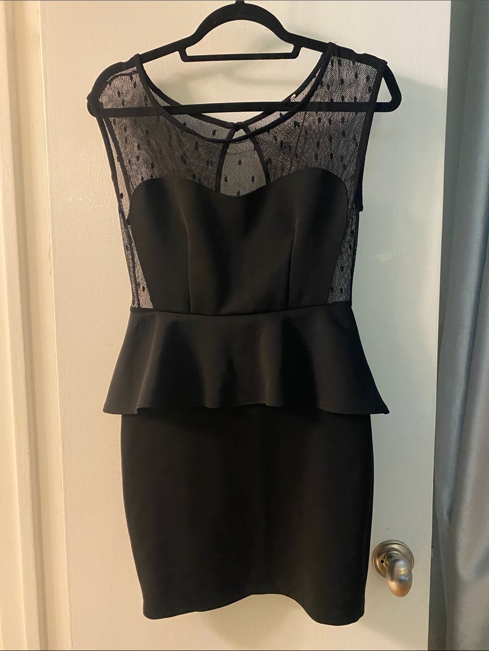 Chic Black Lace Yoke Peplum Mini Dress